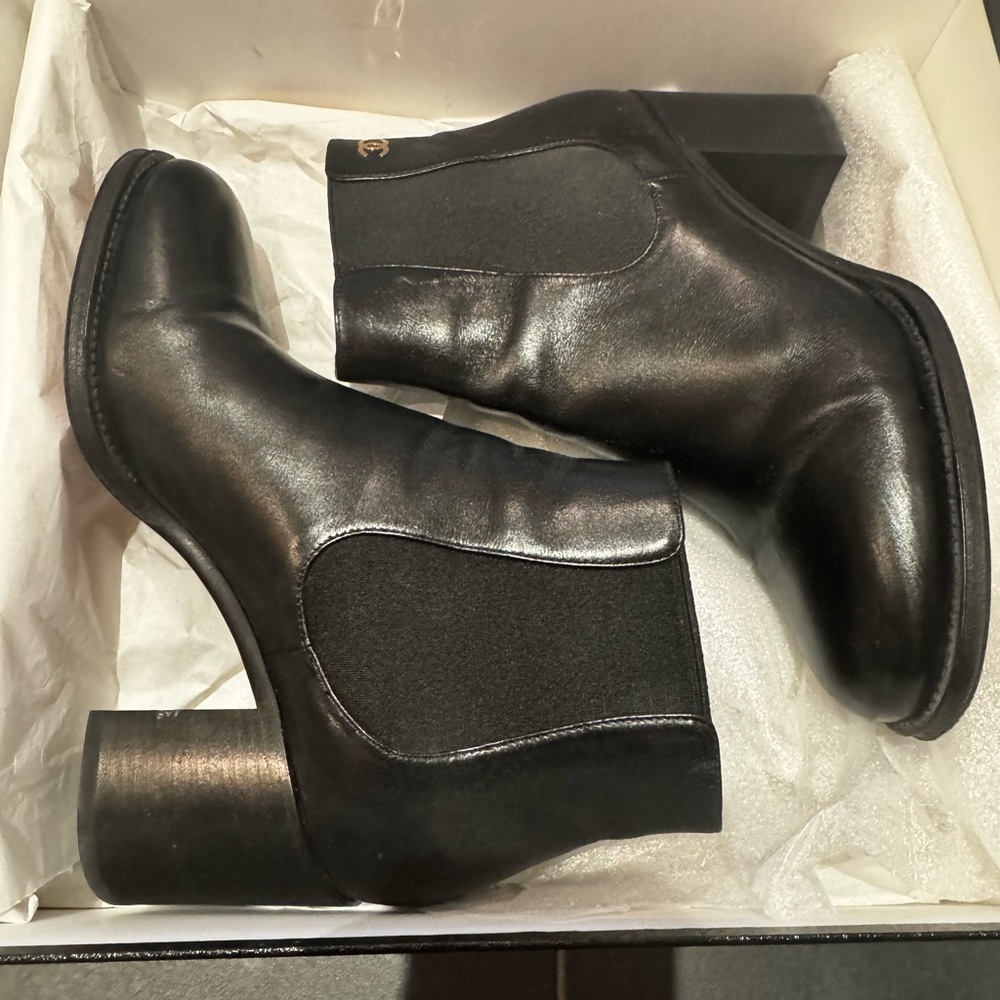 Chanel Women's Black Leather Ankle Boots - Picture 3 of 6